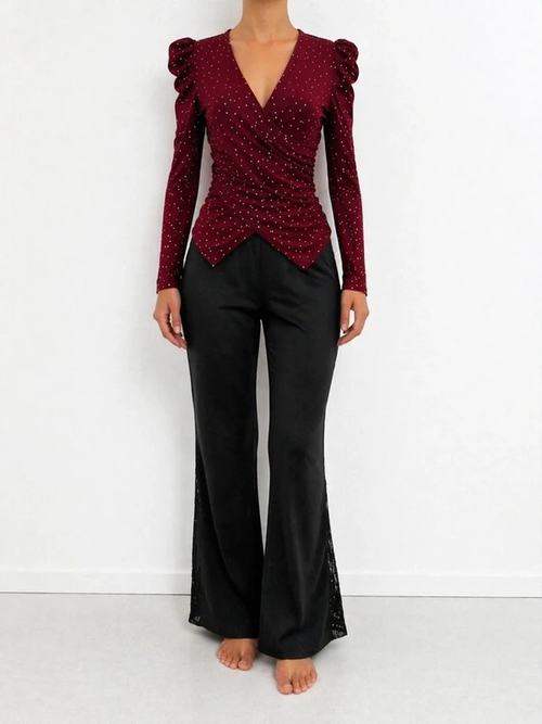 ✨ Pantalon noir élégant avec détails dentelle – chic & moderne ✨